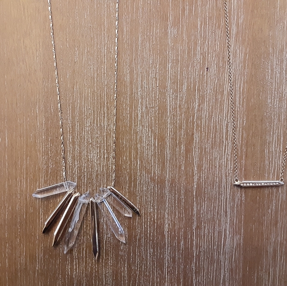 Stella & Dot Rebel Cluster Necklace - Picture 3 of 4